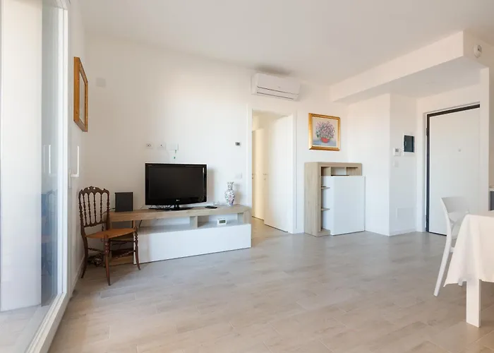Apartment Guesthost - Milano-affori Balcony Mailand